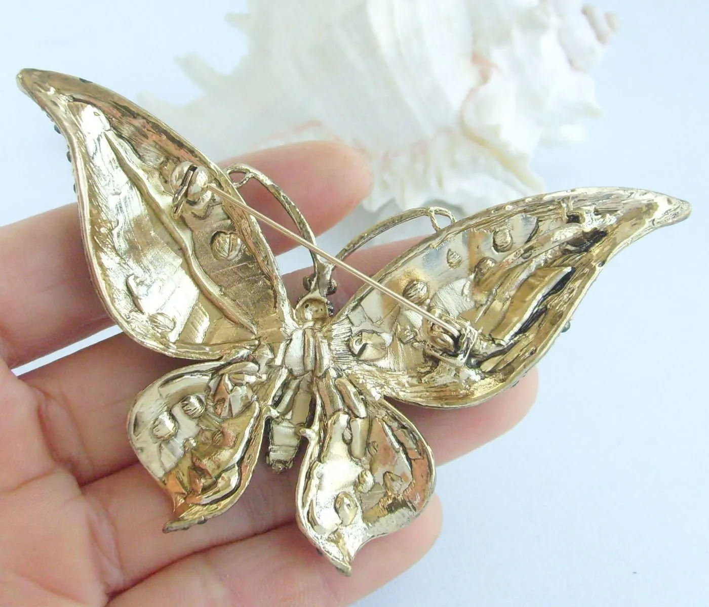 Charming Butterfly Brooch Pin Rhinestone Crystal Pendant Deco BZ4538B
