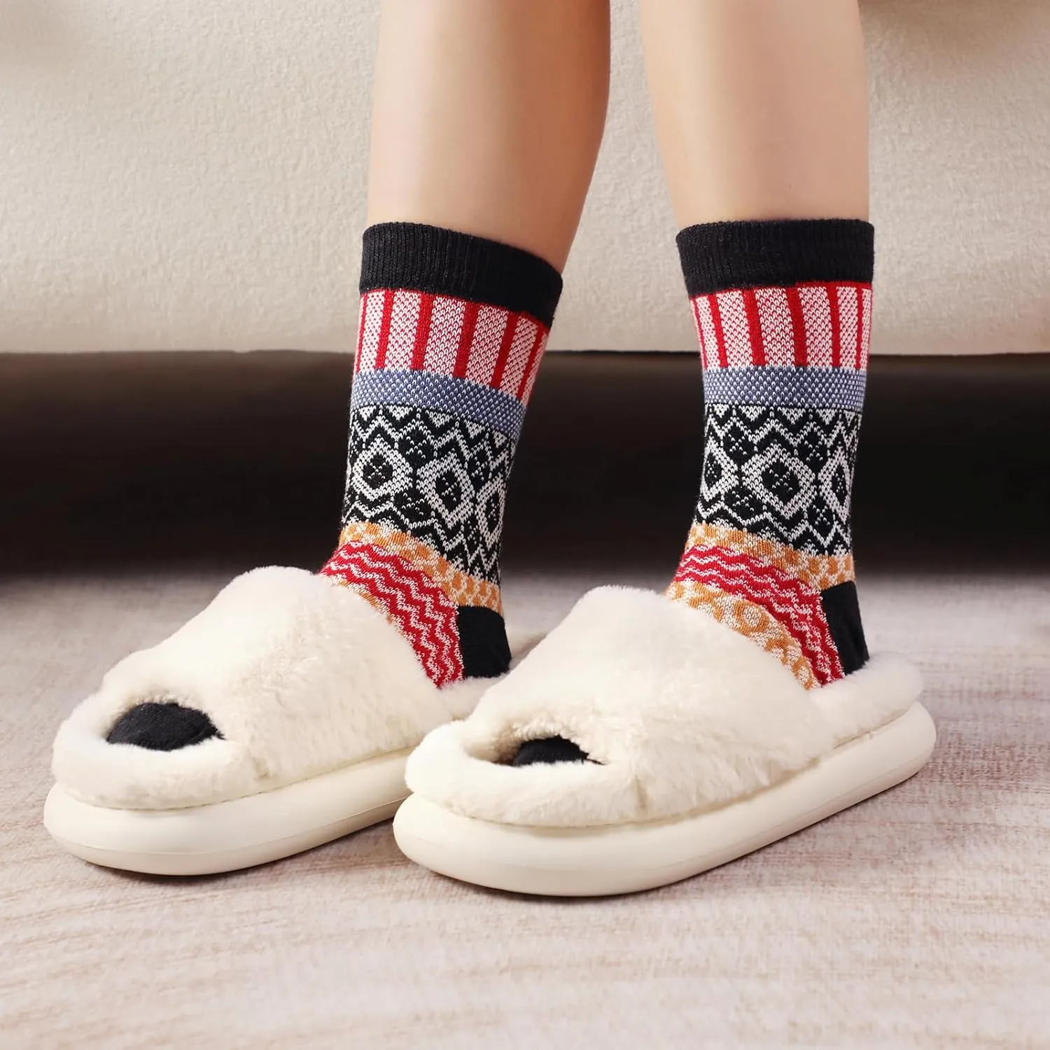 Tavaleu Wool Socks for Women - 5 Pairs Winter Warm Knit Soft Vintage Casual Crew Socks